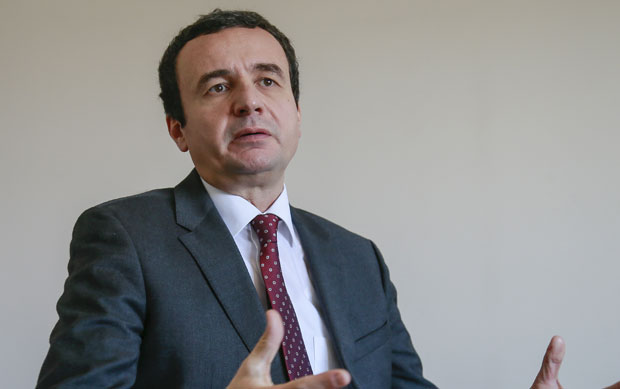 Курти уценом штити таксе: Приштина очајнички тражи излаз из ситуације коју је сама извазвала